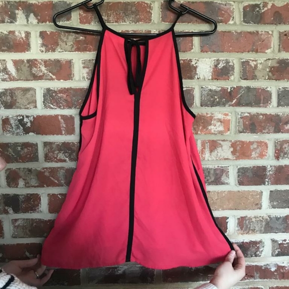 Spaghetti strap blouse - Picture 3 of 4